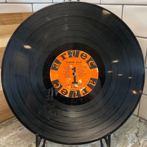 Surfin' Wild Jim Waller & The Deltas Vinyl LP ARVEE Records - RARE - Vintage - Picture 5 of 6